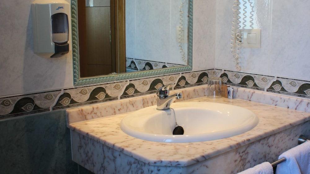 Hotel Maracaibo Portonovo Eksteriør bilde